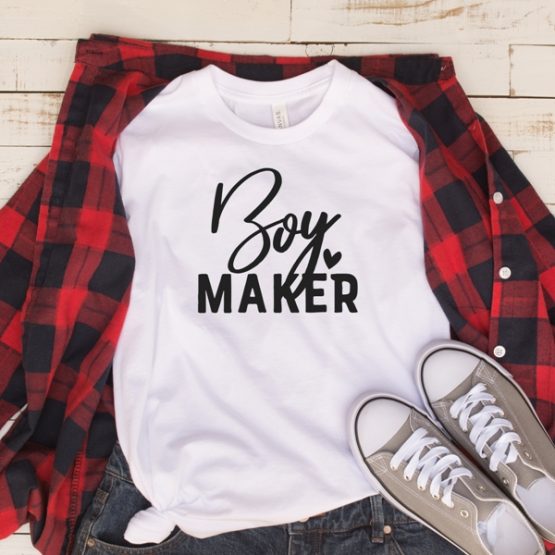 T-Shirt Boy Maker Mom Life by Clotee.com New Mom, Boy Mom, Cool Mom