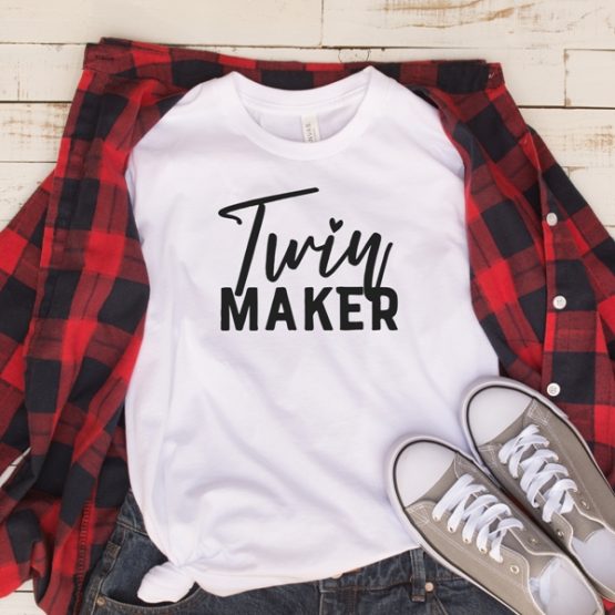 T-Shirt Twin Maker Mom Life by Clotee.com New Mom, Boy Mom, Cool Mom