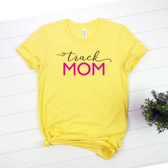 T-Shirt Track Mom, Funny Track Mama, Track Mom Saying Tee, Track Shirt Design Ideas, Plus Size Track Outfit, Track Parents, Track and Field Apparel. Printed and delivered from USA or UK.