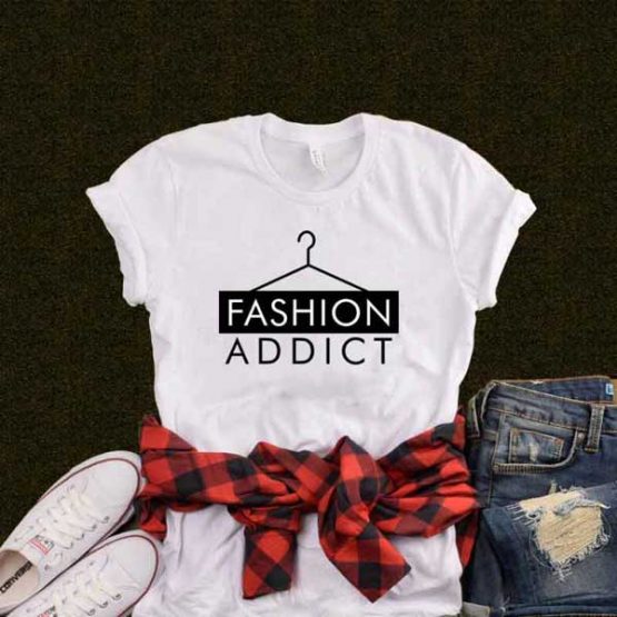 T-Shirt Fashion Addict by Clotee.com Tumblr Aesthetic Clothing
