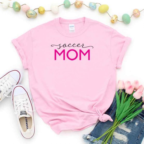 T-Shirt Soccer Mom, Funny Soccer Mama, Soccer Mom Saying Tee, Soccer Shirt Design Ideas, Plus Size Soccer Outfit, Soccer Parents, Soccer Apparel. Printed and delivered from USA or UK.